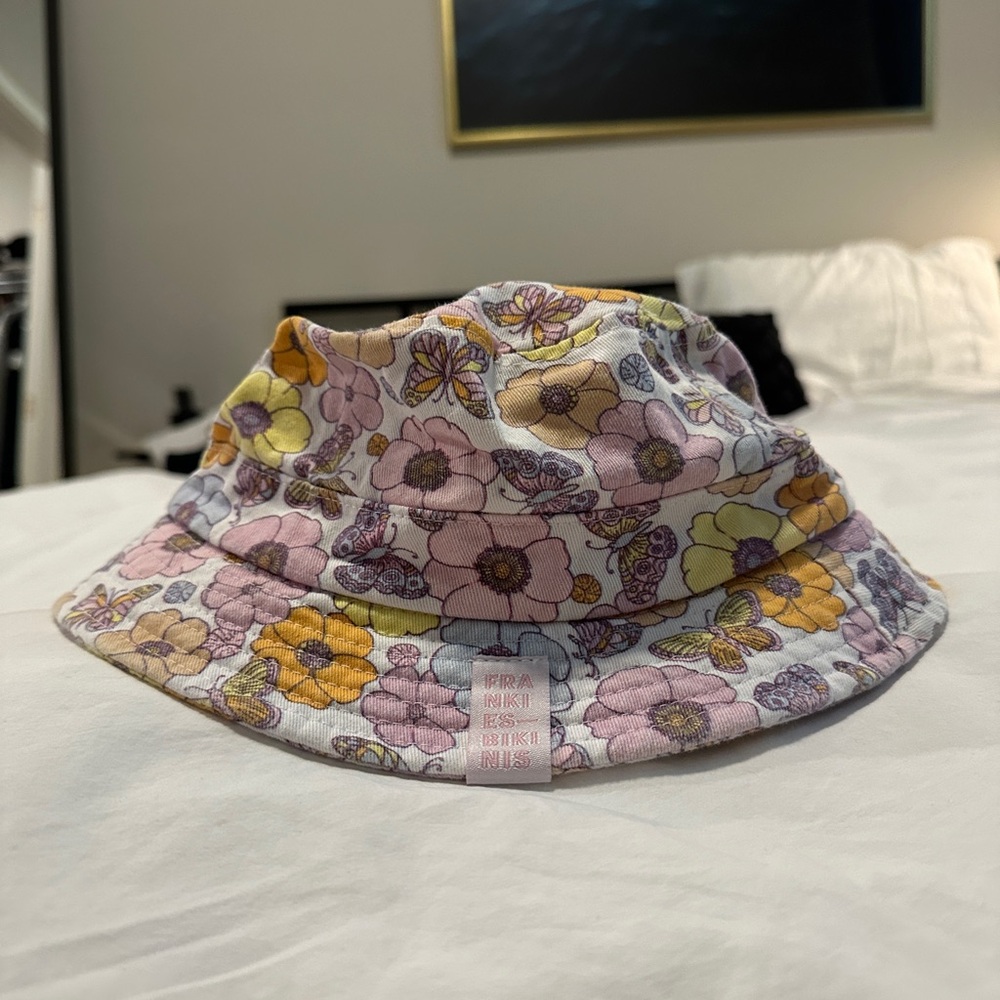 Frankie’s bikini bucket hat